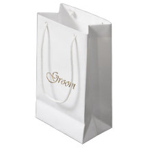 Novio, elegante caligrafía en guión dorado