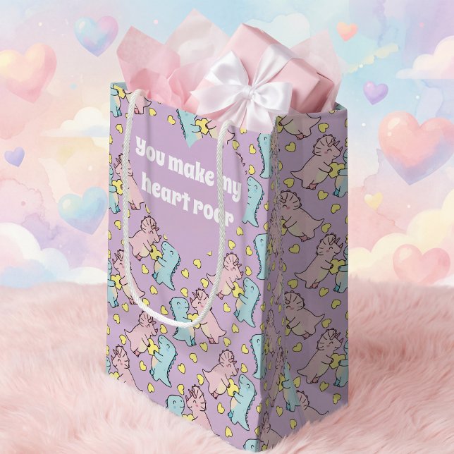 Bolsa De Regalo Pequeña Pastel de dinosaurio rosa y azul (Cute pastel dinosaur love bag. It's perfect for Valentine’s Day surprises. Change the words.)