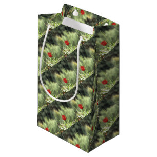 Bolsa De Regalo Pequeña Pintura de una amapola artística con flores silves