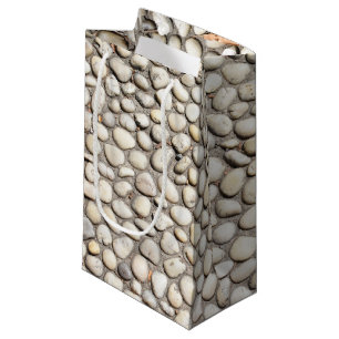 Bolsa De Regalo Pequeña Rocas en la acera lateral de la pasarela de guijar
