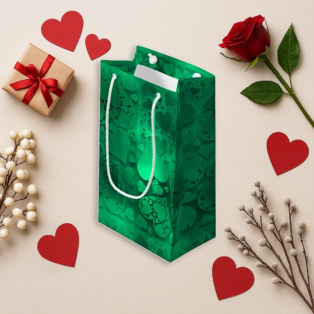 Bolsa De Regalo Pequeña Whimsical Green Graphic Heart Pattern Design (Subido por el creador)