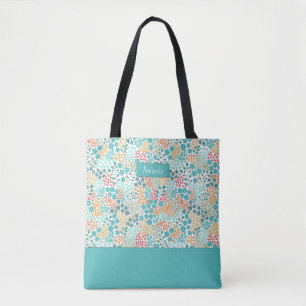 Bolsa de tetas colorida en el cuello