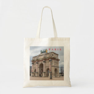 Bolsa de tetas con vistas al Arco de Carrousel de