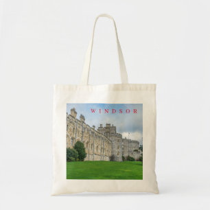 Bolsa de tetas con vistas al castillo de Windsor