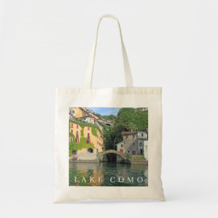 Bolsa de tetas con vistas al lago Como Nesso