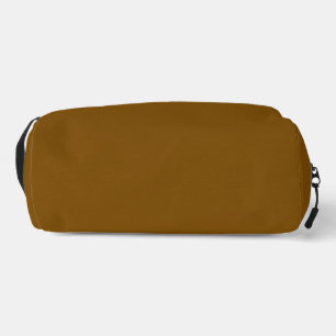 Bolsa marrón minimalista llena de pequeñas cosas