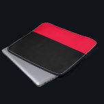 Bolsa para portátiles negro y escarlata<br><div class="desc">Lleva tu portátil con estilo en este funda rojo y negro.</div>