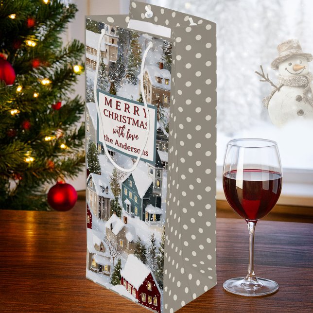 Bolsa Para Vino Navidad Invernal Tradicional (Christmas gift bag featuring a snow covered city with pine trees on a classic polka dot pattern)