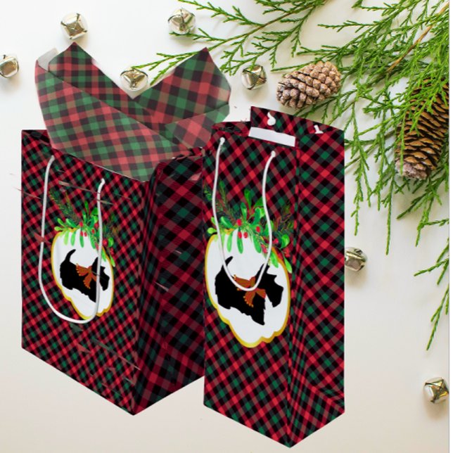 Bolsa Para Vino  Trendy Scottie Red Black Green Christmas Plaid  (Fun red green black plaid, with a charming Scottie!)