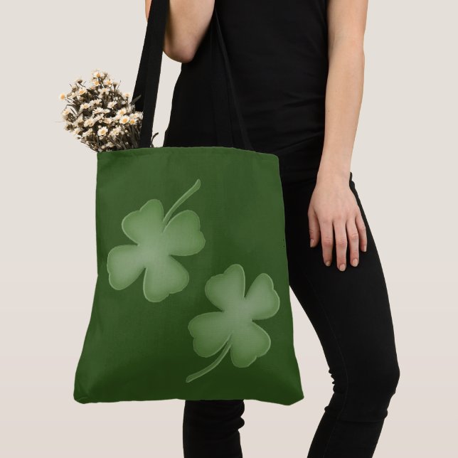 Bolsa verde de cuatro hojas (Detalle)