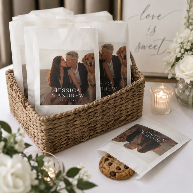 Bolsas blancas elegantes modernas para regalos de  (Subido por el creador)