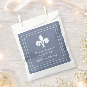 Bolsas de Favor de Boda Dusty Blue Fleur de Lis