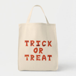 Bolsas de Halloween decoradas con trucos o trucos