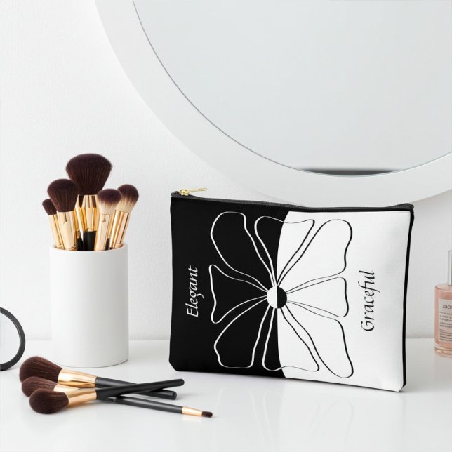 Bolsito Accesorio Grande Arte floral blanco y negro personalizado y elegant (Subido por el creador)
