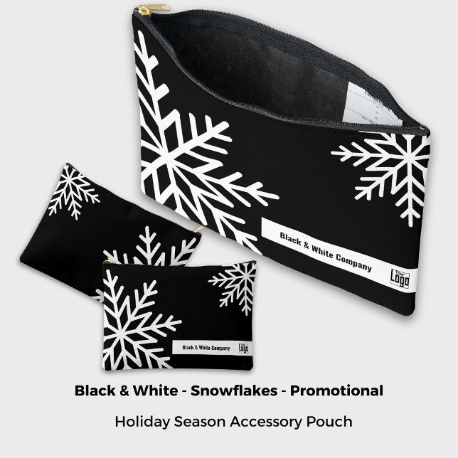 Bolsito Accesorio Grande Audaz recompensa promocional en blanco y negro por (Bold Snowflake Black & White Promotional Reward Accessory Pouch)