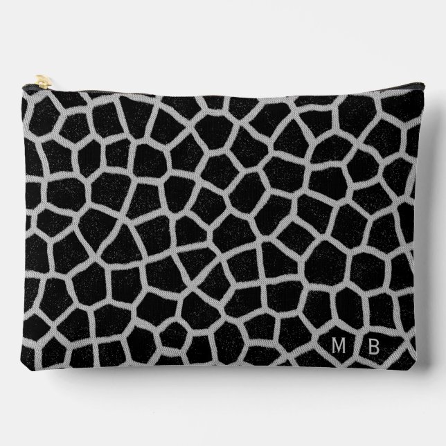 Bolsito Accesorio Grande Black and White Giraffe Print Monogram (Anverso)