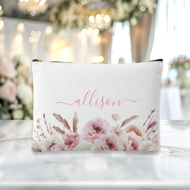 Bolsito Accesorio Grande Boho, floral, regalo, nombre (Boho, floral, gift Name accessory and makeup bag showcases a sleek pink script font with elegant swa)