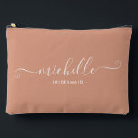 Bolsito Accesorio Grande Bridesmaid personalizada de Coral del Desierto min<br><div class="desc">Presentamos nuestra Moda Minimalista bolsita accesoria personalizada de cereza de , un regalo elegante y versátil diseñado para celebrar a sus damas de honor con elegancia. Esta bolsa accesoria es el epítome de la moda moderna, perfecta para cualquier ocasión desde propuestas de dama de honor hasta duchas de novias. Esta...</div>