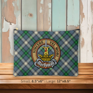 Bolsito Accesorio Grande Crest de Clan MacDowall sobre tartán