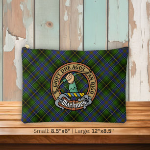 Bolsito Accesorio Grande Crest de Clan MacInnes sobre tartán