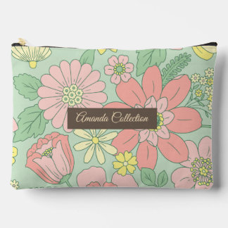 Bolsito Accesorio Grande Custom beautiful hand drawn flowers in Pastel Pink