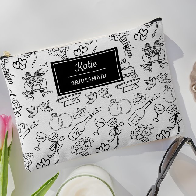 Bolsito Accesorio Grande Cute Nombre Personalizado Bridesmaid Propuesta Maq (Custom bridesmaid pouch with whimsical wedding icons. Perfect for bridal parties and gifts!)