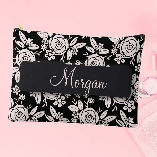 Bolsito Accesorio Grande Delicate Roses Personalized (Customizable delicate roses makeup accessory zippered pouch.)