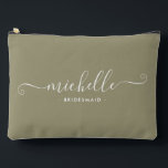 Bolsito Accesorio Grande Eucalyptus Green Personalized Bridesmaid<br><div class="desc">Presentamos nuestra Moda Minimalista Eucalyptus Green Personalized Bridesmaid Accesory Pouch, un regalo elegante y versátil diseñado para celebrar a sus damas de honor con elegancia. Esta bolsa accesoria es el epítome de la moda moderna, perfecta para cualquier ocasión desde propuestas de dama de honor hasta duchas de novias. Diseñado con...</div>