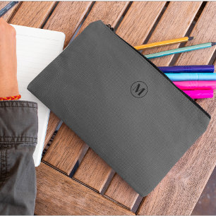 Bolsito Accesorio Grande Monograma negro gris personalizado elegante Minima