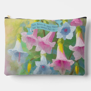 Bolsito Accesorio Grande Proverbios 31:29, Ángel Trumpet el Día de las Madr