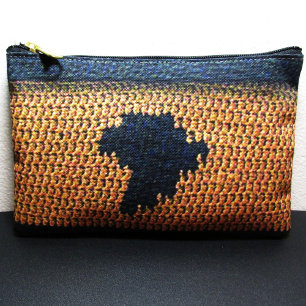 Bolsito Accesorio Pequeño Africa Map Black and Brown Artisan Crochet Print
