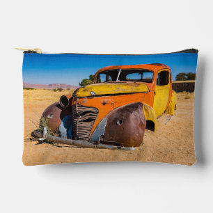 Bolsito Accesorio Pequeño Auto viejo y abandonado en Solitaire, Namibia