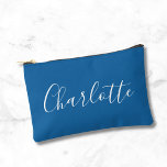 Bolsito Accesorio Pequeño Caligrafía de guión moderno Nombre simple azul bri<br><div class="desc">Esta bolsa accesoria de moda incluye un nombre moderno de caligrafía de escritura en un azul brillante. Perfecto como fiesta nupcial o despedida de soltera,  combina elegancia con sencillez para un manjar elegante. Esta bolsa personalizada es también un regalo para quien ame los diseños modernos y suaves.</div>