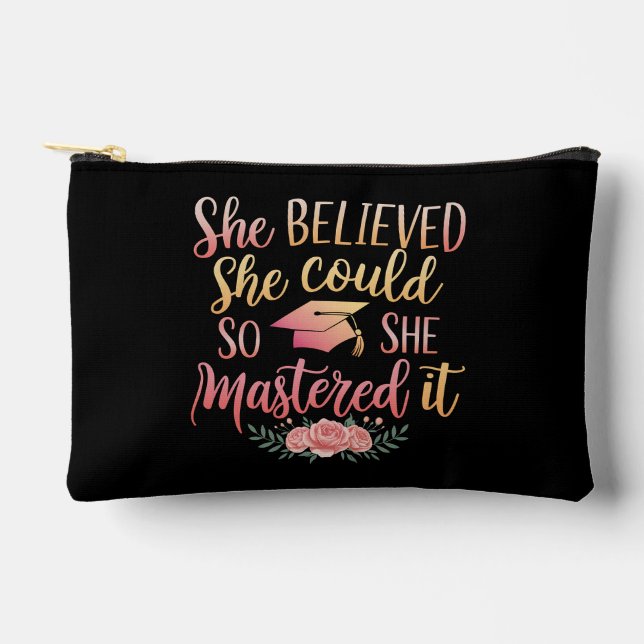 Bolsito Accesorio Pequeño Ella Creyó Que Podría Así Que Lo Dominó (Anverso)