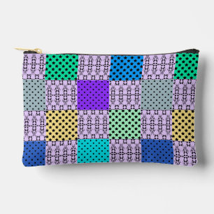 Bolsito Accesorio Pequeño En tonos oscuros multicolores, geométricos retro