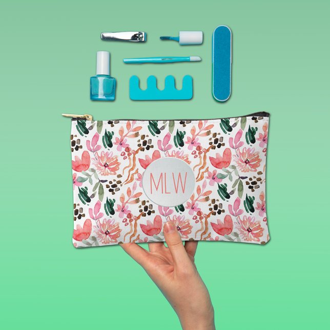 Bolsito Accesorio Pequeño Floral rosa monogramado (Small Pink Floral Monogrammed Accessory Pouch (larger size in our collection.))