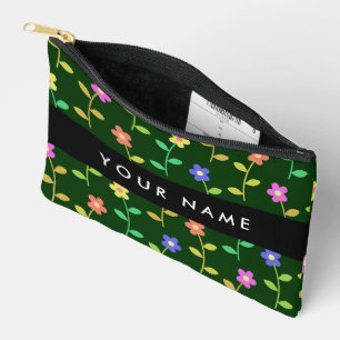 Bolsito Accesorio Pequeño Flores de colores, fondo verde, negro