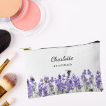 Bolsito Accesorio Pequeño Flores de lavanda dama de honor<br><div class="desc">Fondo blanco. Decorado con flores de lavanda y abejas. Personalice y agregue el nombre de su dama de honor.</div>