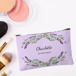 Bolsito Accesorio Pequeño Flores de lavanda violeta dama de honor<br><div class="desc">Un fondo violeta. Decorado con flores de lavanda y vegetación eucaliptica. Personalice y agregue el nombre de su dama de honor.</div>
