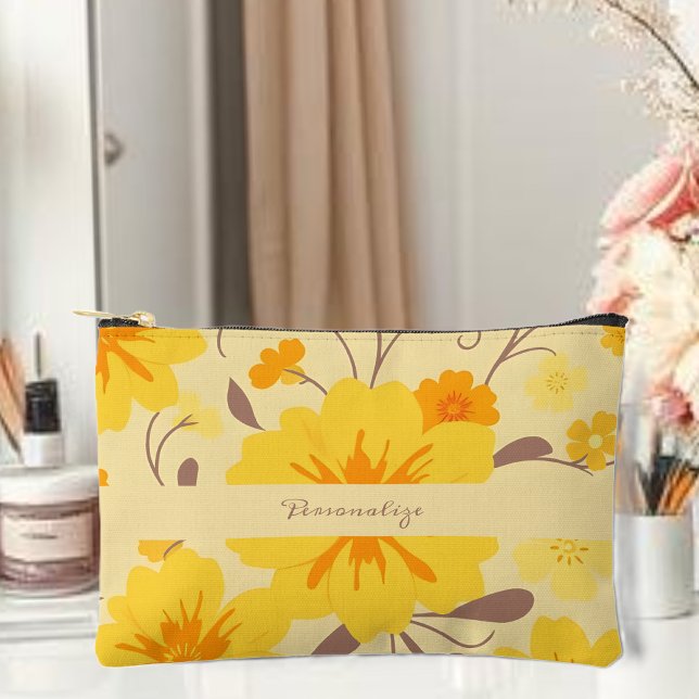 Bolsito Accesorio Pequeño Flores Florales Amarillas Retro Sunshine (Retro Sunshine Floral-Yellow Flowers Personalize Accessory Pouch )