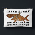 Bolsito Accesorio Pequeño Hanukkah Latka Shark Dreidel Juego<br><div class="desc">Hanukkah con Latka Shark, Dreidel Game Pouch. Todos los elementos de diseño se pueden editar. Cambie el texto editable utilizando su estilo de fuente, color y tamaño favoritos. Llena tu bolsa con dreidels, y jugando golosinas. ¡¡¡Partida!!! ¡Feliz Hanukkah! Tipo de bolsa: Imprimir Cortar Sew Pouch Accesorio Pequeño Nuestras bolsas vienen...</div>