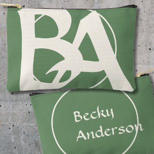 Bolsito Accesorio Pequeño Iniciales Sobredimensionadas en Blanco y Verde