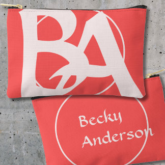 Bolsito Accesorio Pequeño Iniciales sobredimensionadas en rojo y rojo