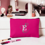 Bolsito Accesorio Pequeño Magnífica tipografía monográfica de estilo exclusi<br><div class="desc">Un diseño de bolsitas accesorias audaces y hermosas con una elegante representación de su nombre y monograma con serios clásicos y una tipografía de escritura más ornamentada en una simetría equilibrada. Los tres elementos se mezclan con una sofisticada armonía y crean su propio logotipo de marca personal. Se muestra aquí...</div>