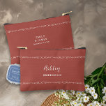 Bolsito Accesorio Pequeño Mano caprichosa dibujó doodle cualquier dama de ho<br><div class="desc">Regalo de fiesta de bodas para personalizar a tu dama de honor, dama de honor o cualquier persona en tu fiesta de novias. También puede añadir el nombre de la novia y el novio y la fecha de su boda. Diseño de doodle moderno y simple con corazones de amor. También...</div>