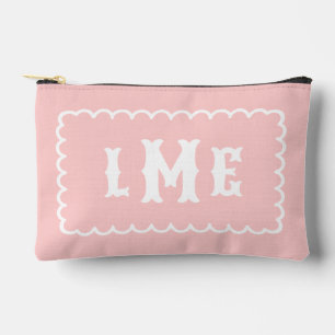 Bolsito Accesorio Pequeño Monograma con borde de conchas rosa y blanco