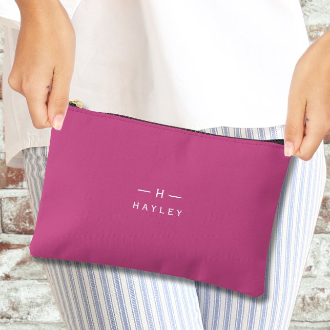 Bolsito Accesorio Pequeño Monograma de moda rosa caliente (Hot pink monogram accessory pouch being held by a woman's hands)