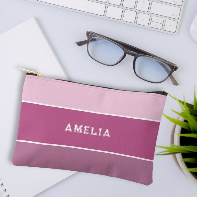Bolsito Accesorio Pequeño Monograma de varía de banda púrpura (Purple stripe varsity monogram accessory pouch pencil case personalized gift for her)