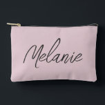 Bolsito Accesorio Pequeño Nombre de Monograma Elegante Moderno Minimalista R<br><div class="desc">Bolsa de Accesorios de Nombre de Monograma Elegante Moderno Minimalista Rosa Beige. Personalice con estilo con su nombre personalizado.</div>