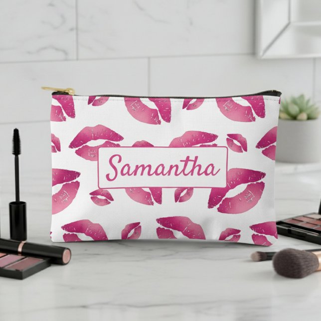 Bolsito Accesorio Pequeño Patrón de Labios Rosa y Blanco (Subido por el creador)